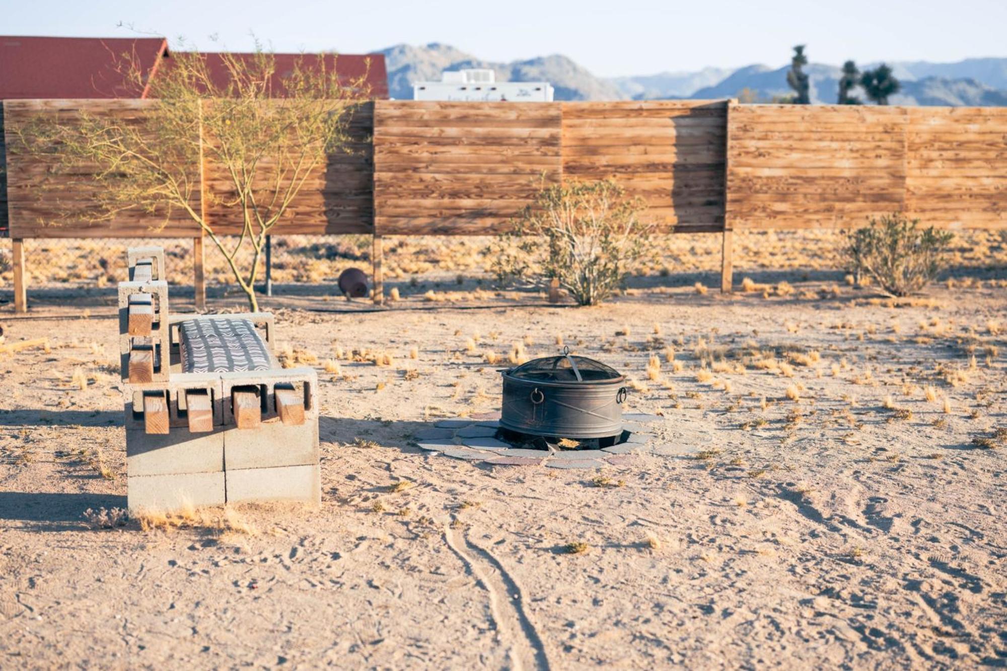 Casa Del Desierto - Panoramic Views - Pet Friendly - Fire Pit Villa Joshua Tree Exterior photo